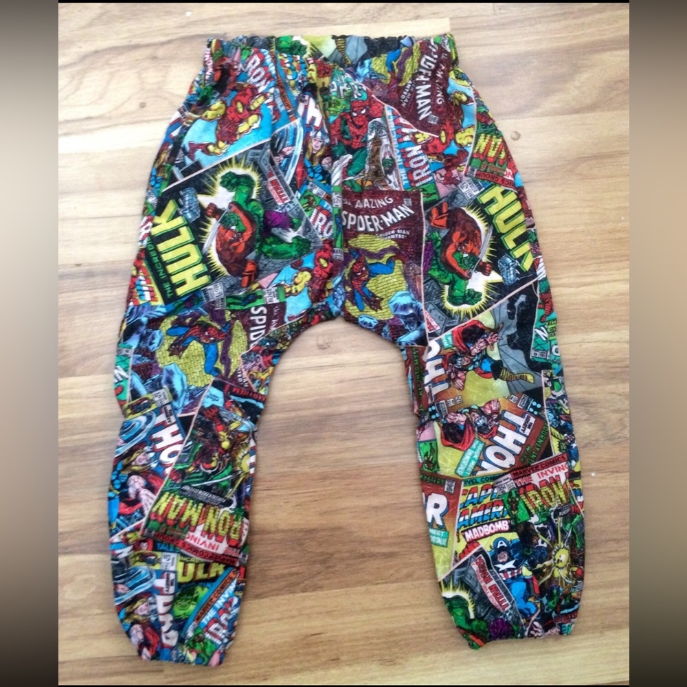 Marvel Avenger's Baggy Pants - Hulk/Spiderman pants.